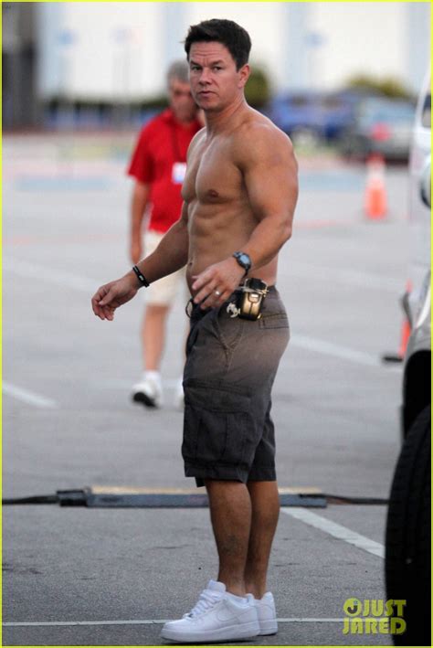 Mark Wahlberg Shirtless Break Between Scenes Photo Dwayne