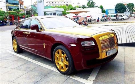 Những Siêu Xe Rolls Royce Số Phận Long đong Như Chủ Nhân