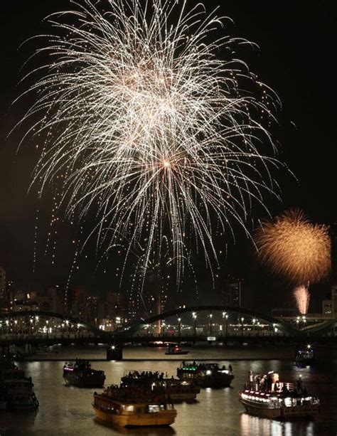 4年ぶりに隅田川花火大会が開催：東京新聞デジタル