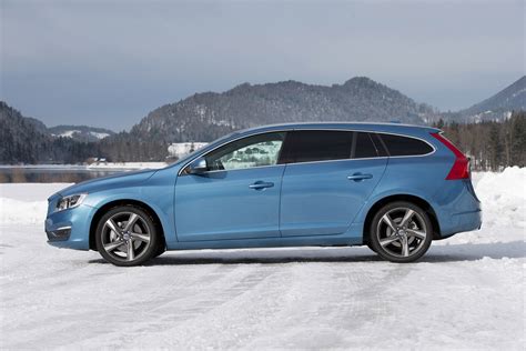 2015 Volvo V60 HD Pictures Carsinvasion