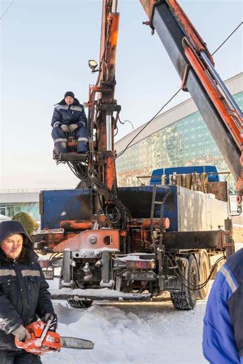 Russian Ice Sculptures Installing Blocks Editorial Photography - Image ...