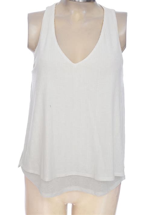 Top Camiseta Color Blanco MNG Closeando