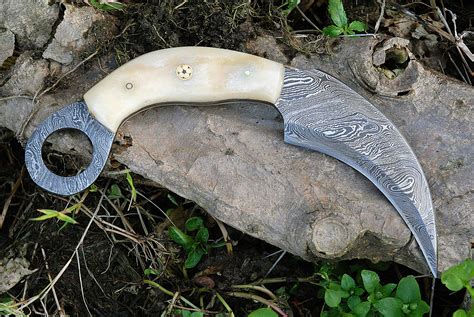 Damascus Karambit Knife Hand Forged Hunting Knife Double Edge Karambit