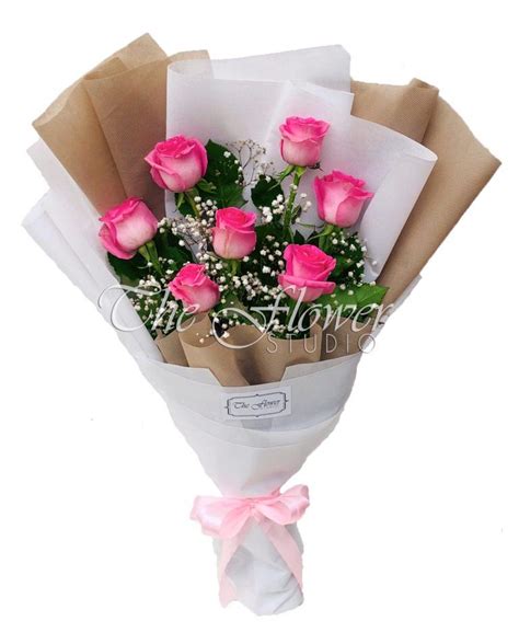 Contemporary flower bouquet wrapping styles - Send Fresh Flowers & Gifts Online - The Flower Studio