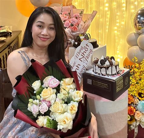 Mỹ nhân bóng chuyền xứ Thanh U50 vẫn đẹp bất chấp các hot girl bóng