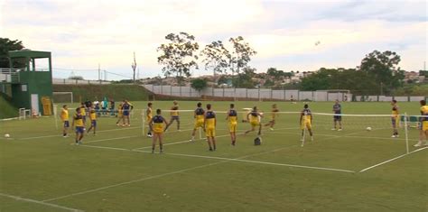 Desfalcado Rosario encerra a preparação para enfrentar o Galo em BH