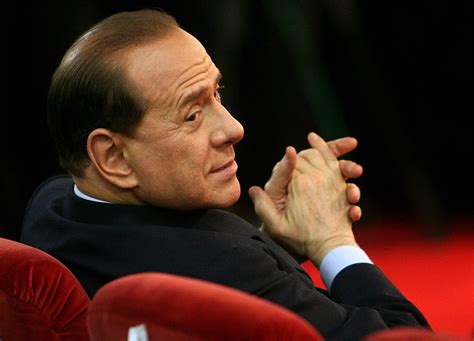 La Firma Di Berlusconi Cercata In Rete Il Testamento Colombiano Era Un