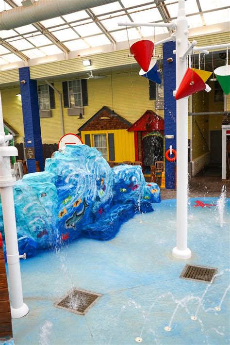 Explore Our Fun Indoor Water Park In Ohio - Swim With Style