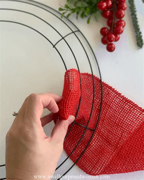 How To Make A Diy Red Burlap Christmas Wreath Artofit