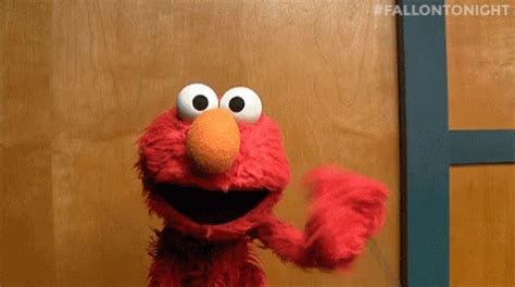 Hola GIF - Hola Saludo Elmo - Discover & Share GIFs | Sesame street ...