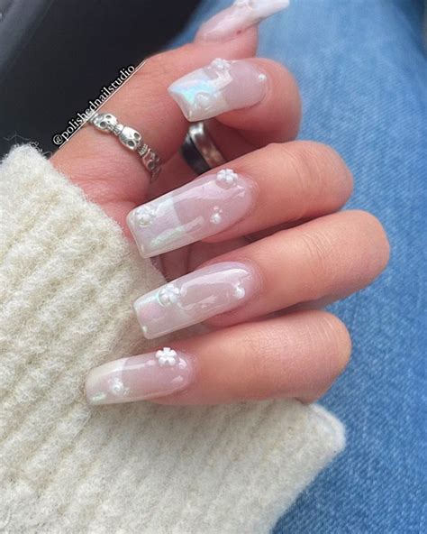 Pearl Nail Art That Are Super Pretty Acrylic French Nails With Pearls