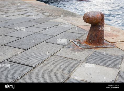 Quayside Mooring Bollard High Resolution Stock Photography And Images