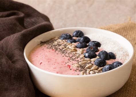 Smoothie Bowl De Fresas Y Pl Tano En Mambo Recetas Cecotec Mambo