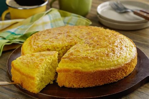 Pastel De Pan De Elote Con Sal Y Azucar