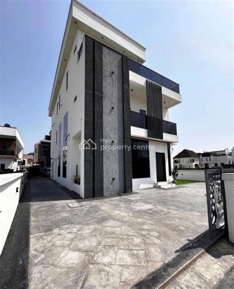 For Sale Exquisitely Built Bedroom Fully Detached Duplex Great