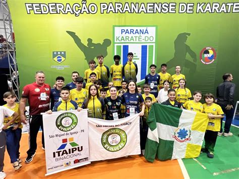 Equipe De Karat Conquista Medalhas No Campeonato Paranaense Em