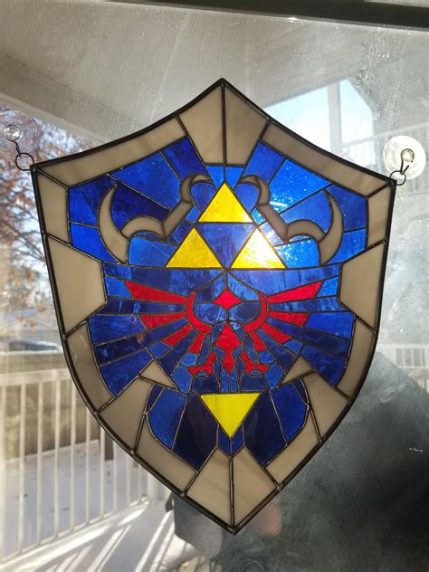 Hyrule Shield (from The Legend of Zelda games) : r/StainedGlass