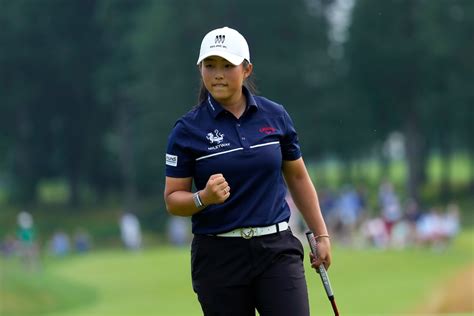 Ruoning Yin Claims Womens Pga By Sinking A Birdie Putt On Final Hole