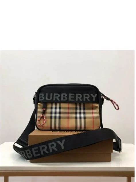 Plain Burberry Designer Handbags For Girls At ₹ 3599piece In Surat