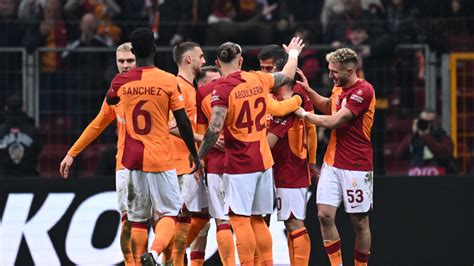 Galatasaray Da Erden Timur Dan Motivasyon Hamlesi Futbol