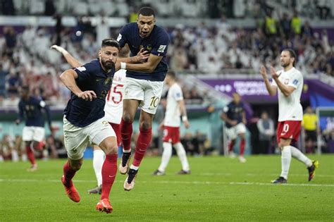 Coupe Du Monde 2022 Au Duo Mbappé Giroud La France Très Reconnaissante Contre La Pologne