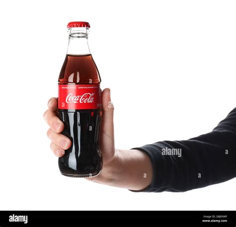 Hand Holding Coca Cola Bottle Hi Res Stock Photography And Images Alamy