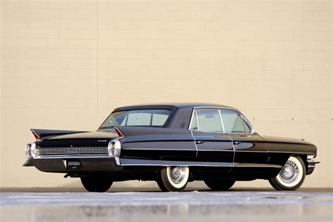 Cadillac Fleetwood Sixty Special Sedan Luxury Classic