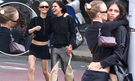 Lily Rose Depp Gets Very Handsy With Girlfriend 070 Shake During Steamy