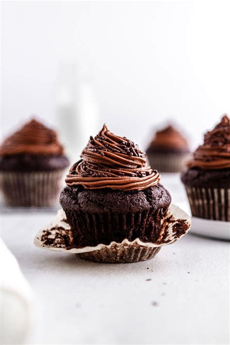 Dark Chocolate Beet Cupcakes With Mocha Buttercream Frosting Recipe