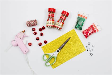 Cinnamon Stick Ornaments - TGIF - This Grandma is Fun