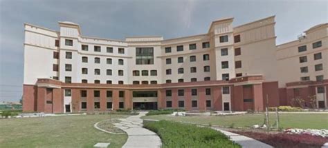 Shiv Nadar University | SNU Greater Noida