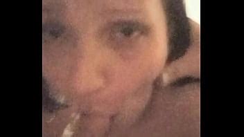 Dirty Dee Haciendo Lo Que Mejor Sabe Hacer XVIDEOS