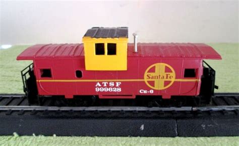 HO Scale Bachmann Santa Fe Caboose NICE EBay