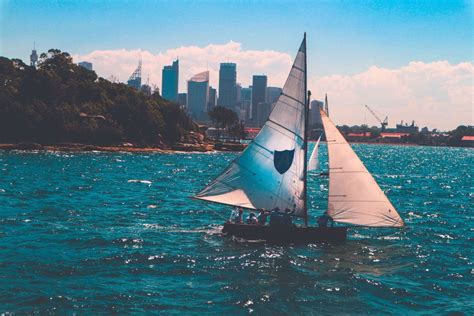 Guide To Understanding Sail Rig Types With Pictures Improve Sailing