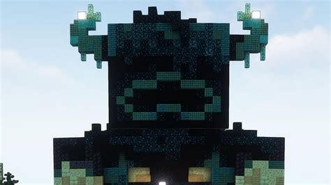 Minecraft Redditor builds a Warden statue using sculk blocks