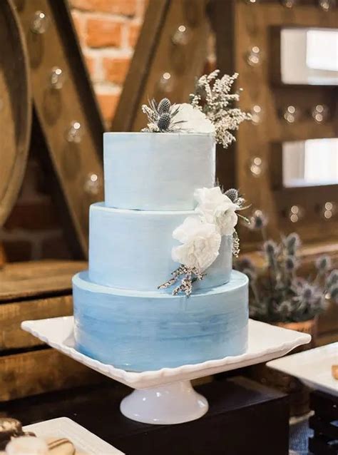 Fabulous Ombre Wedding Cakes Weddingomania