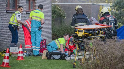 Vrouw Zwaargewond Na Sprong Uit Brandende Flatwoning Op Mirandastraat