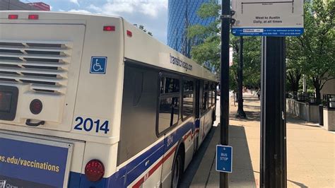 Cta Rolls Out New Tactile Bus Stop Sign Pilot Mass Transit