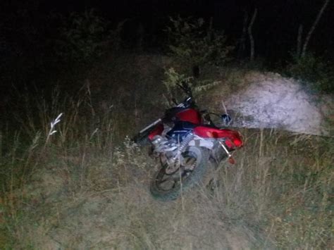 Brumado Pol Cia Militar Recupera Moto Roubada Abandonada Em Matagal No