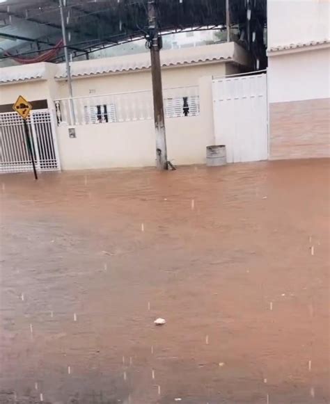 Forte chuva volta a causar prejuízos em Formiga Últimas Notícias