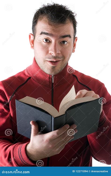 Uomo Che Legge Un Libro Fotografia Stock Immagine Di Isolato 12271094