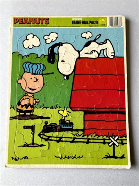 VINTAGE 1980S PEANUTS Snoopy Charlie Brown Frame Tray Puzzle COOL