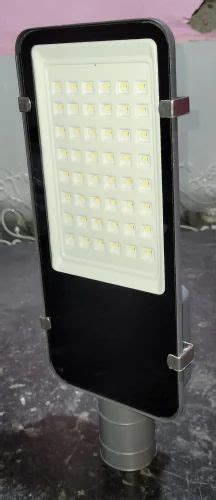 Cool White 50 W LED STREET LIGHT Aluminium At 900 Piece In Thane