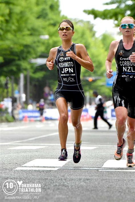 Triathlon Japan 日本トライアスロン連合 On Twitter 岸本新菜 選手雑誌掲載情報／ 【文藝春秋