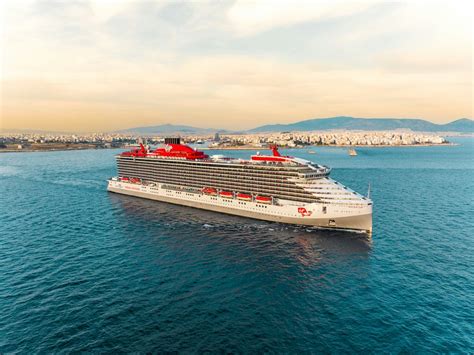 Resilient Lady Cruise Ship Review | First-hand Expert Review