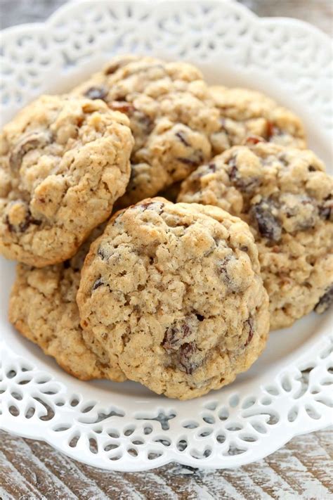 These Soft And Chewy Oatmeal Raisin Cookies Are Super Soft Thick And