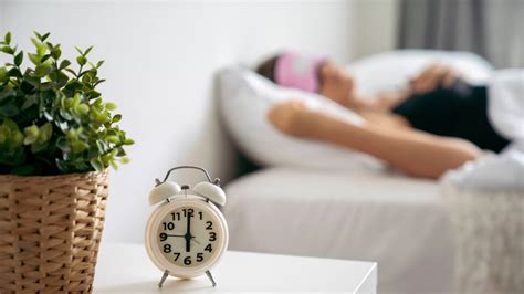What Is Core Sleep? How Light Sleep vs REM Stage Affects Your Health ...