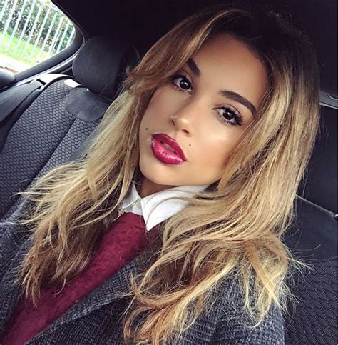 Melissa Sophia Mellysophiamua Red Lippie Day Instagram Photo