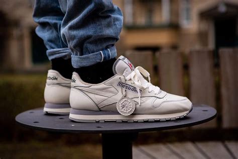 Nejlon K Ts G K V L Kapok Sz R Reebok Cl Leather Mcc Cm Paris Chalk