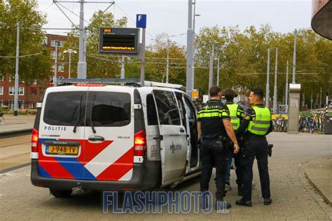 Vuurwapen Aangetroffen Bij Preventief Fouilleren Op Metrostation